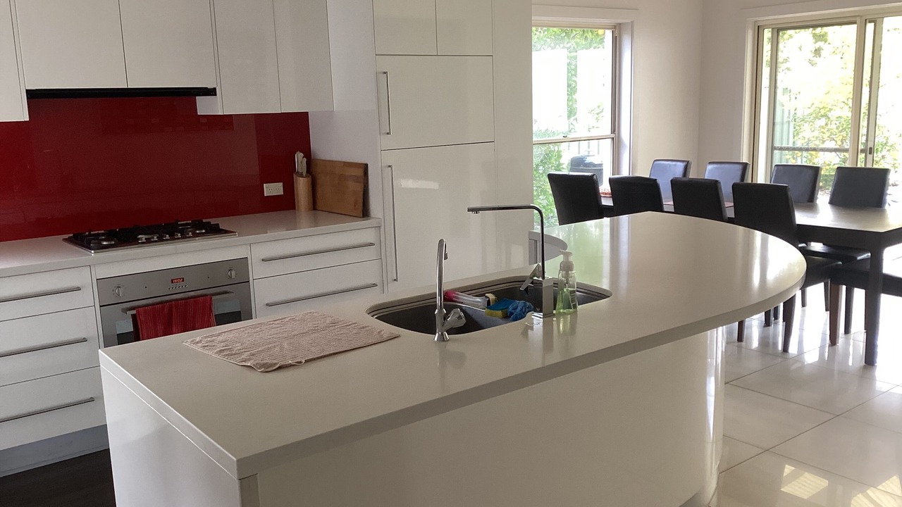 Photo of Kitchen in Long Flat