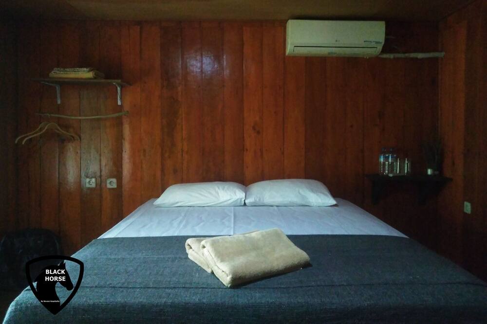 Photo of Bedroom in Gili Meno