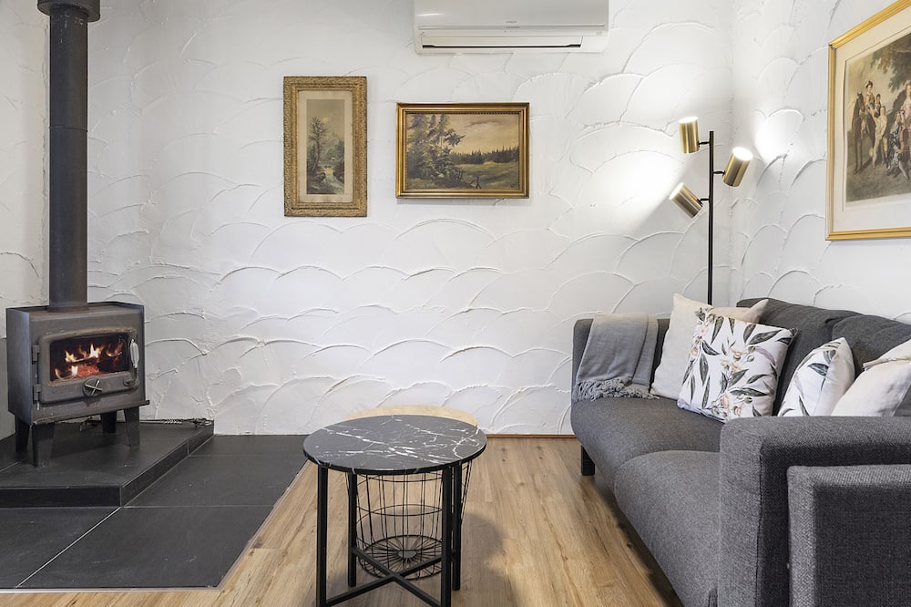 Photo of Bedroom in Summertown