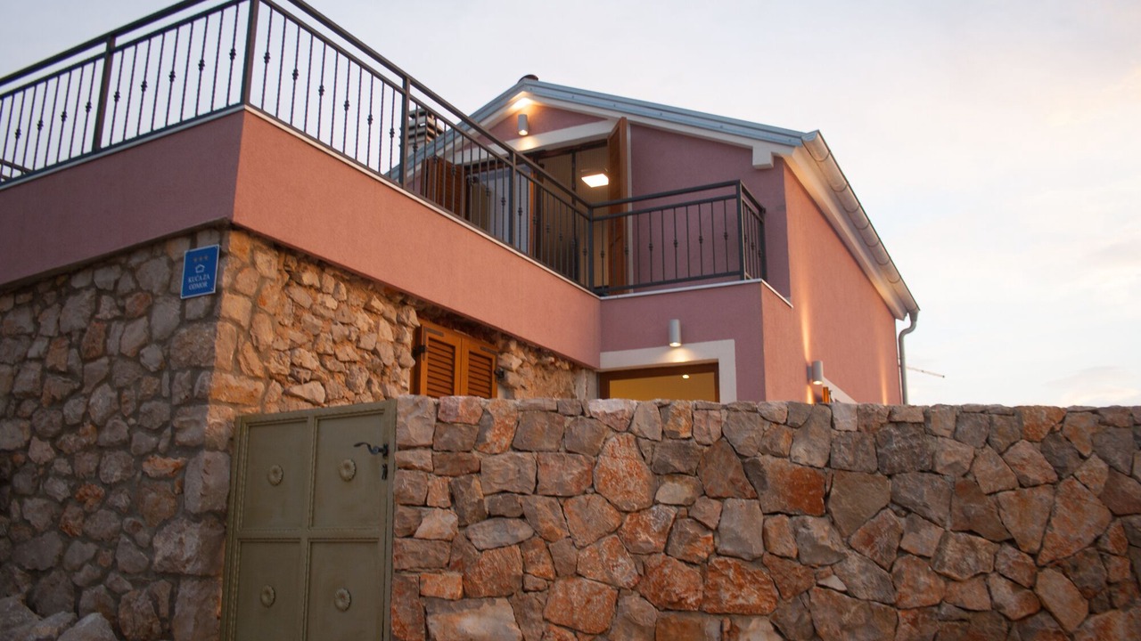 Photo of Outdoor in Silo