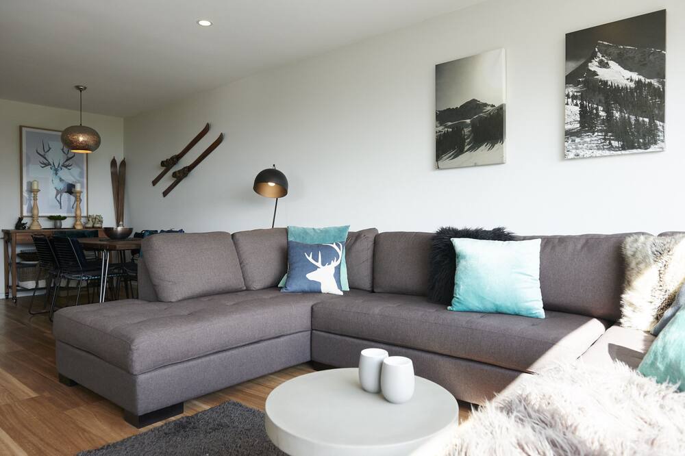 Photo of Livingroom in Falls Creek