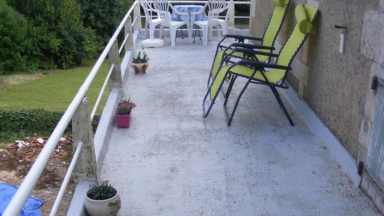 Photo of Patio Balcony in Salles-en-Toulon