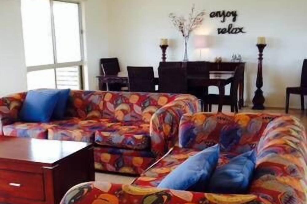 Photo of Livingroom in Coronet Bay