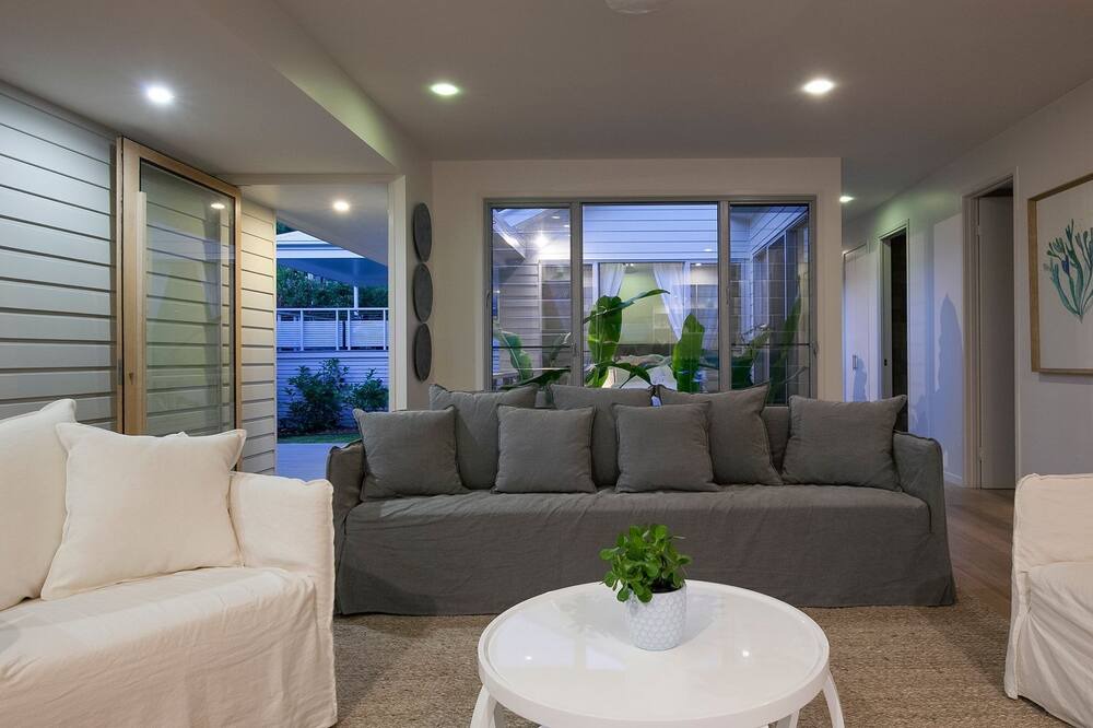 Photo of Livingroom in Yaroomba