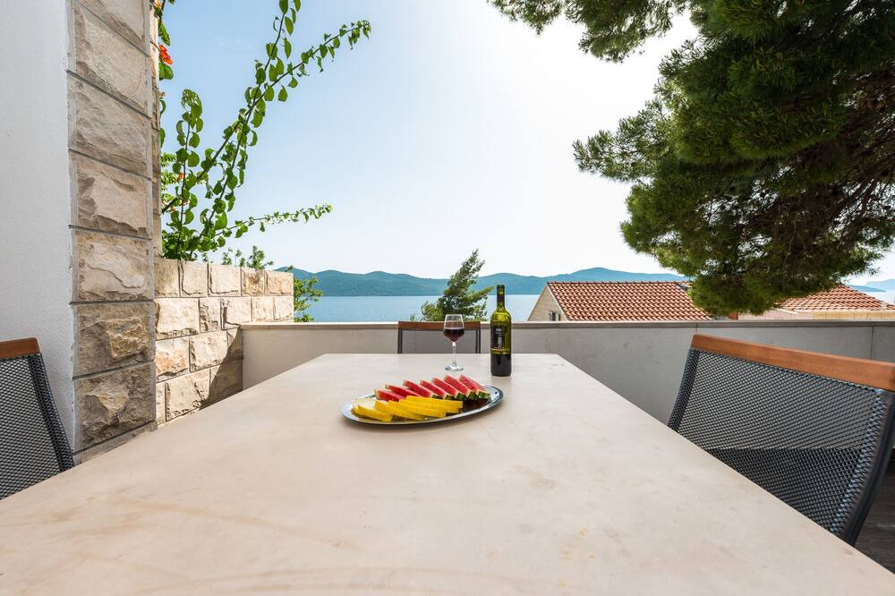 Photo of Patio Balcony in Slano