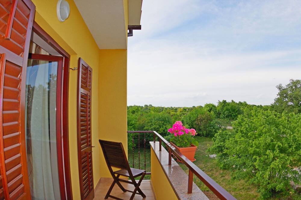 Photo of Patio Balcony in Sajini