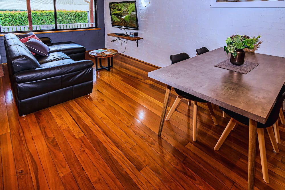 Photo of Livingroom in Gloucester