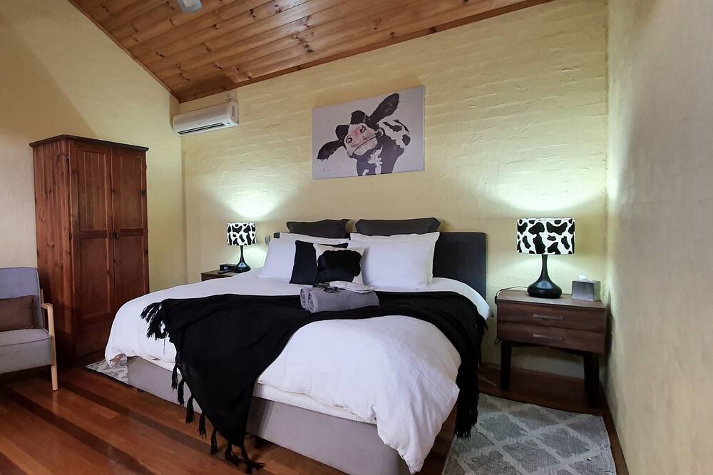 Photo of Bedroom in Gloucester