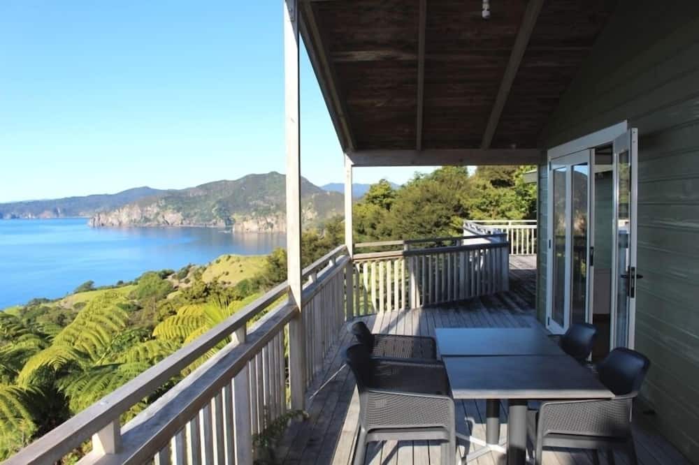 Photo of Others in Tuateawa