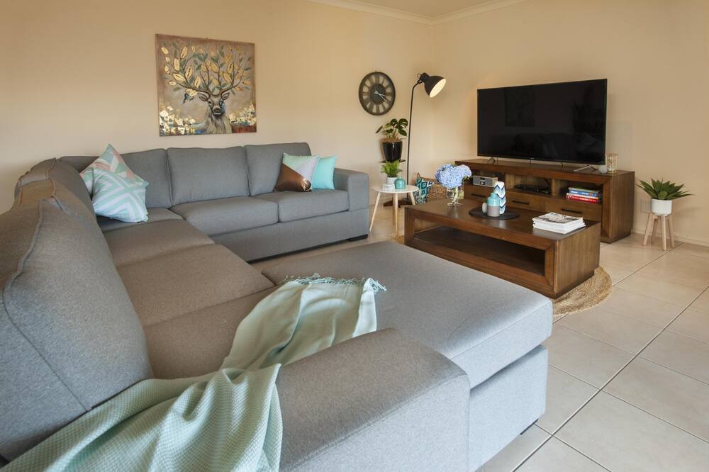 Photo of Livingroom in Emerald