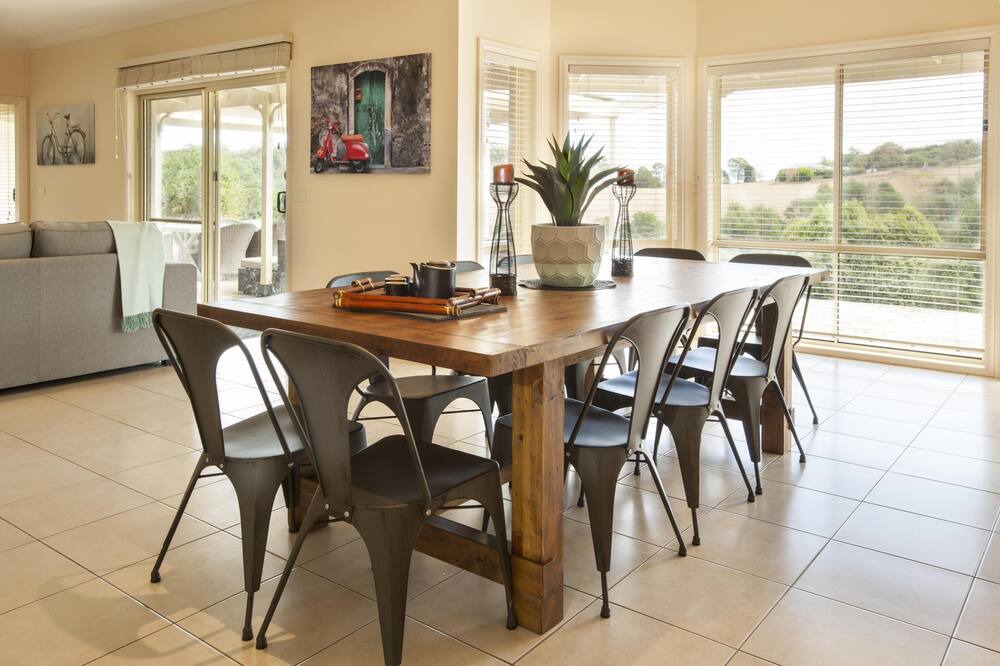 Photo of Livingroom in Emerald