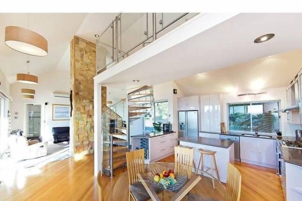 Photo of Others in Cowes