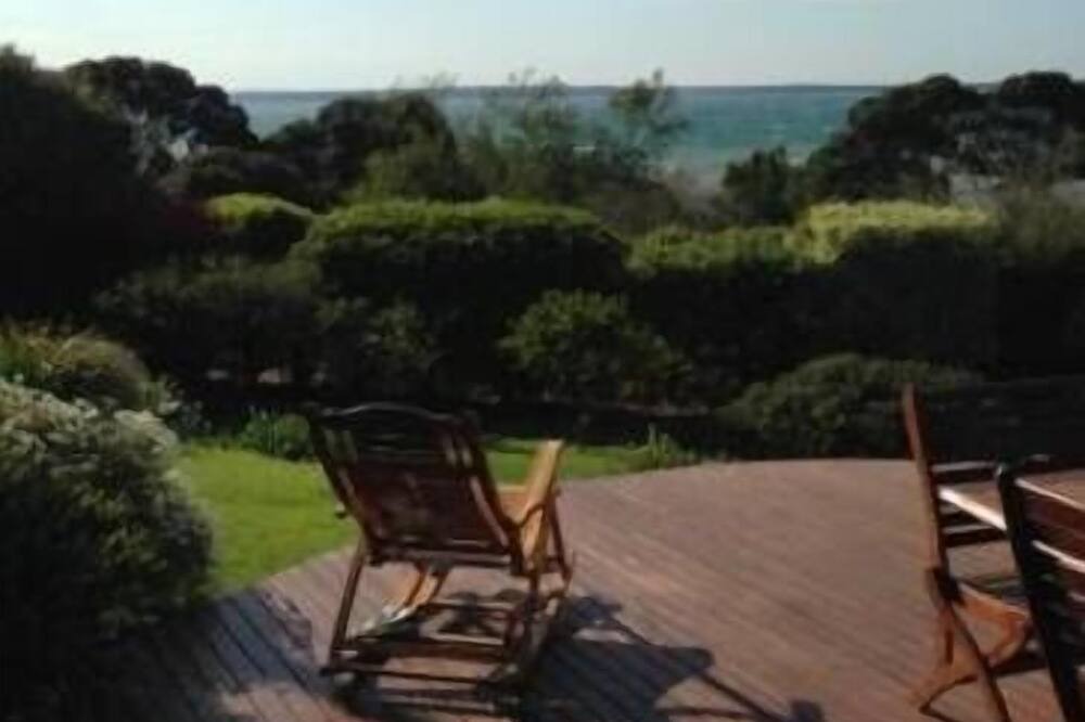 Photo of Patio Balcony in Cowes