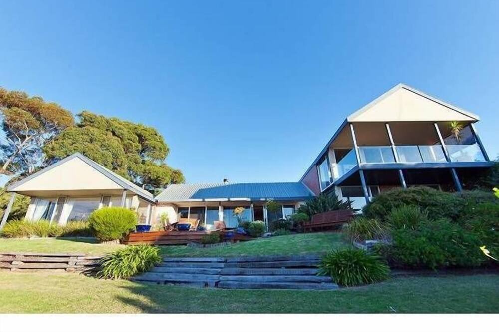 Photo of Outdoor in Cowes