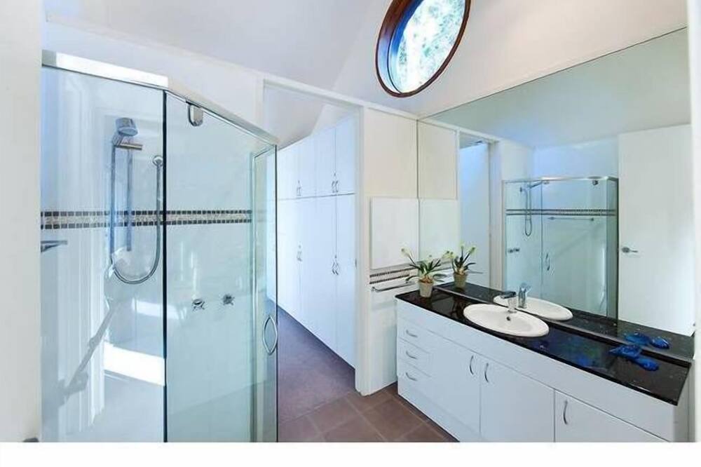 Photo of Others in Cowes