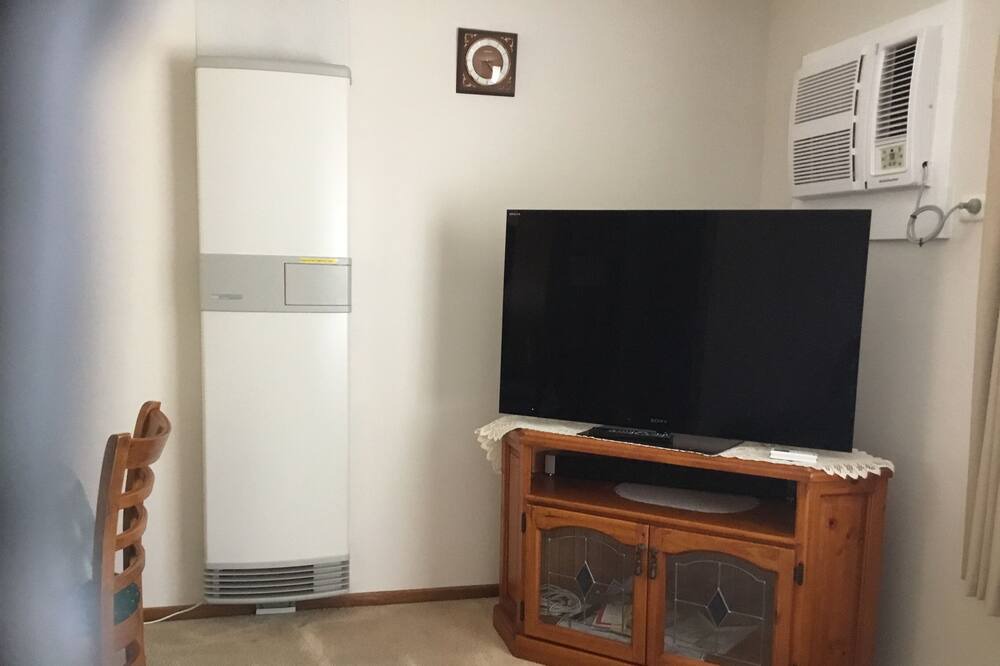 Photo of Others in Flora Hill