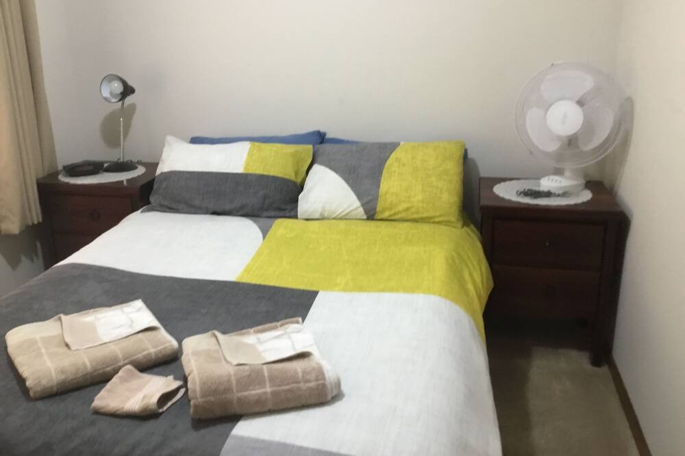 Photo of Bedroom in Flora Hill