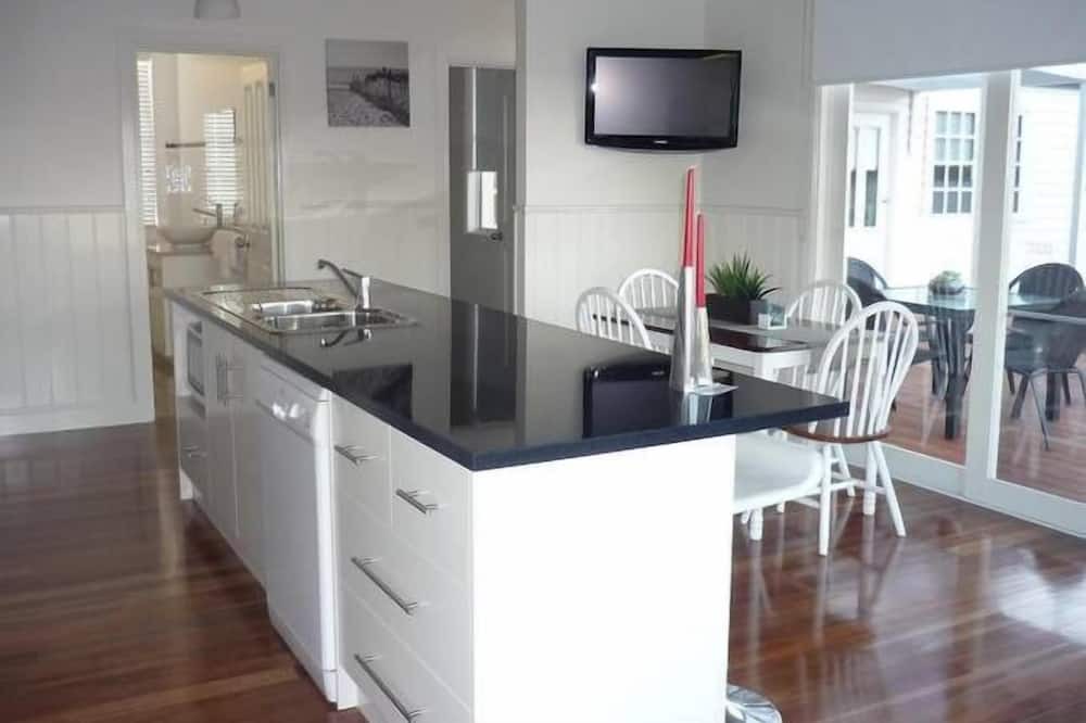 Photo of Kitchen in Killarney