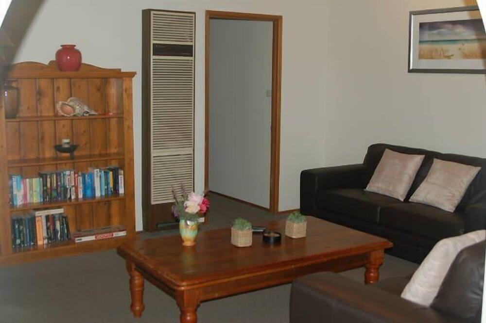 Photo of Livingroom in Ocean Grove