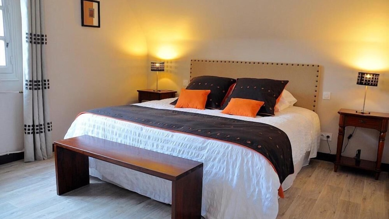 Photo of Others in Cherreau