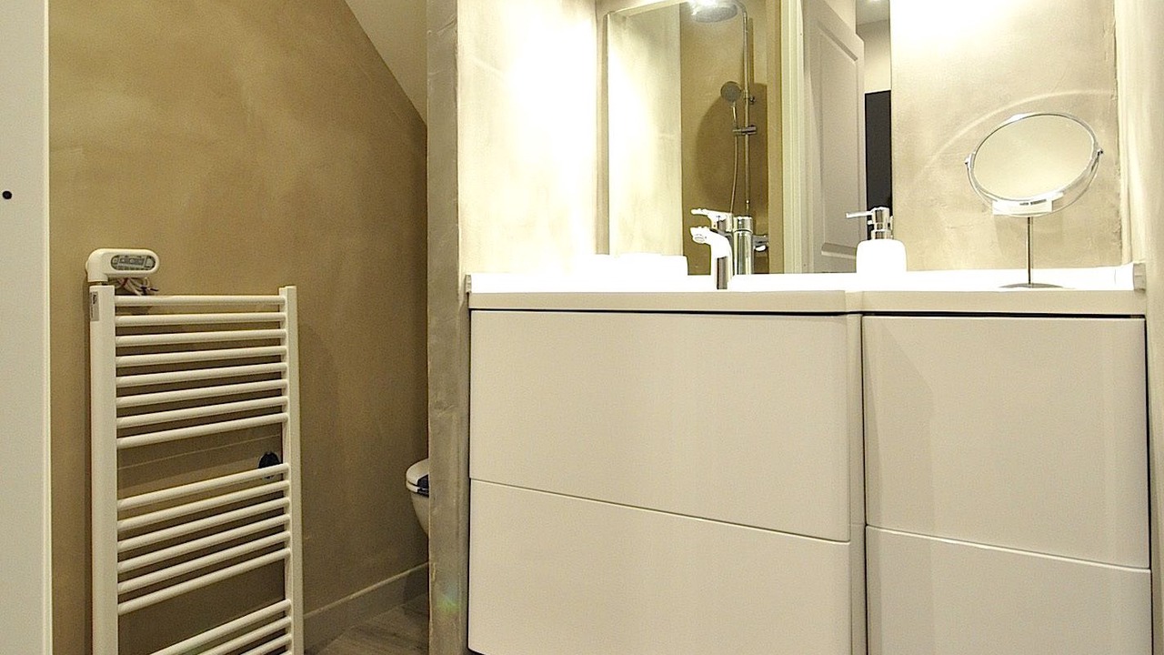 Photo of Bathroom in Cherreau