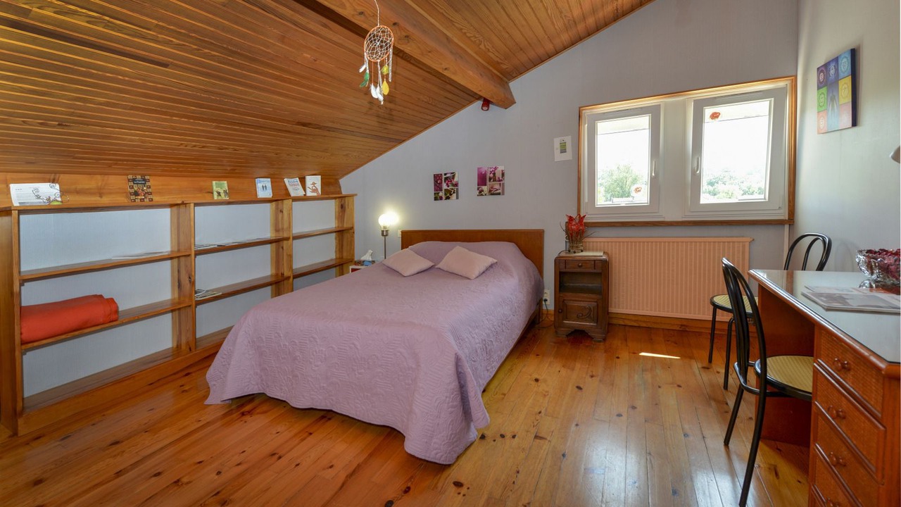 Photo of Others in Burlats