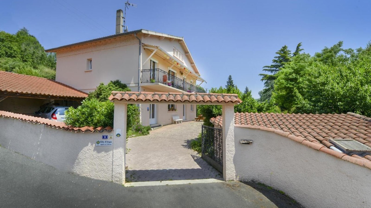 Photo of Outdoor in Burlats