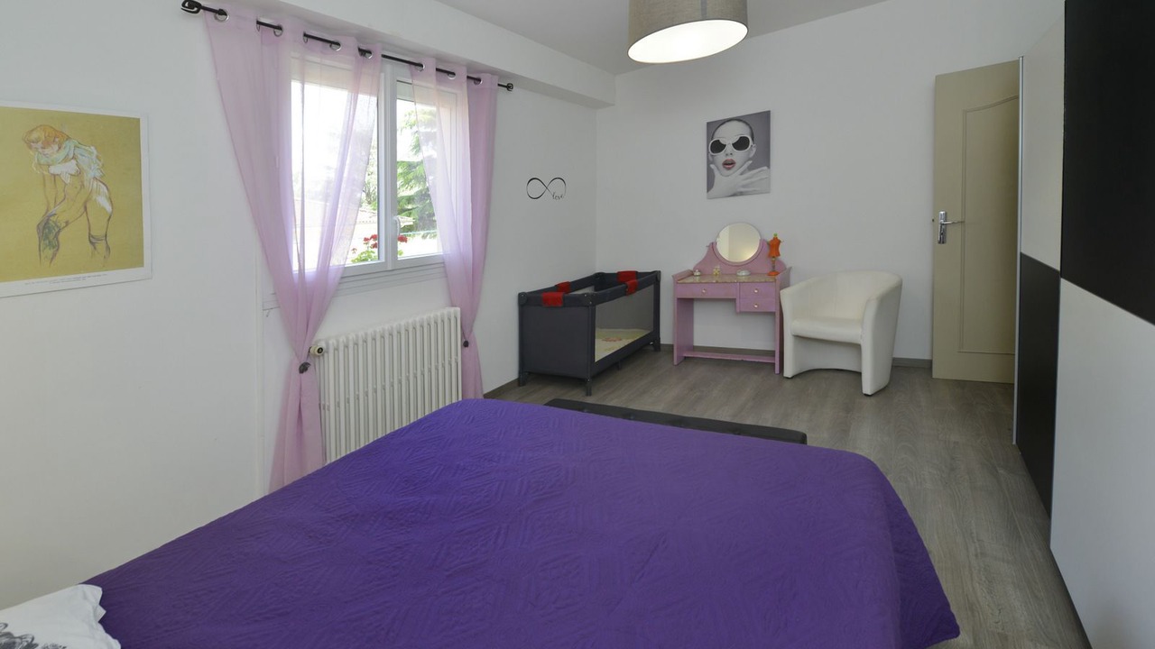 Photo of Others in Burlats