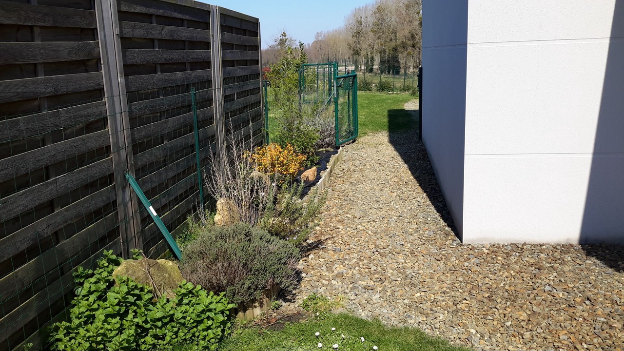 Photo of Outdoor in Roz-Landrieux