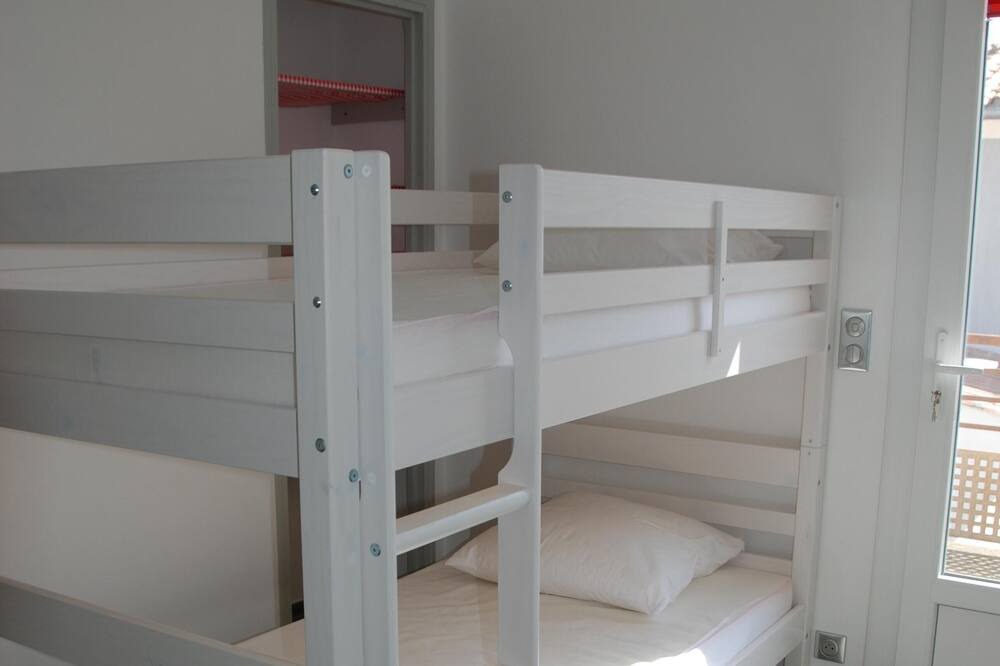 Photo of Bedroom in Lezignan-Corbieres
