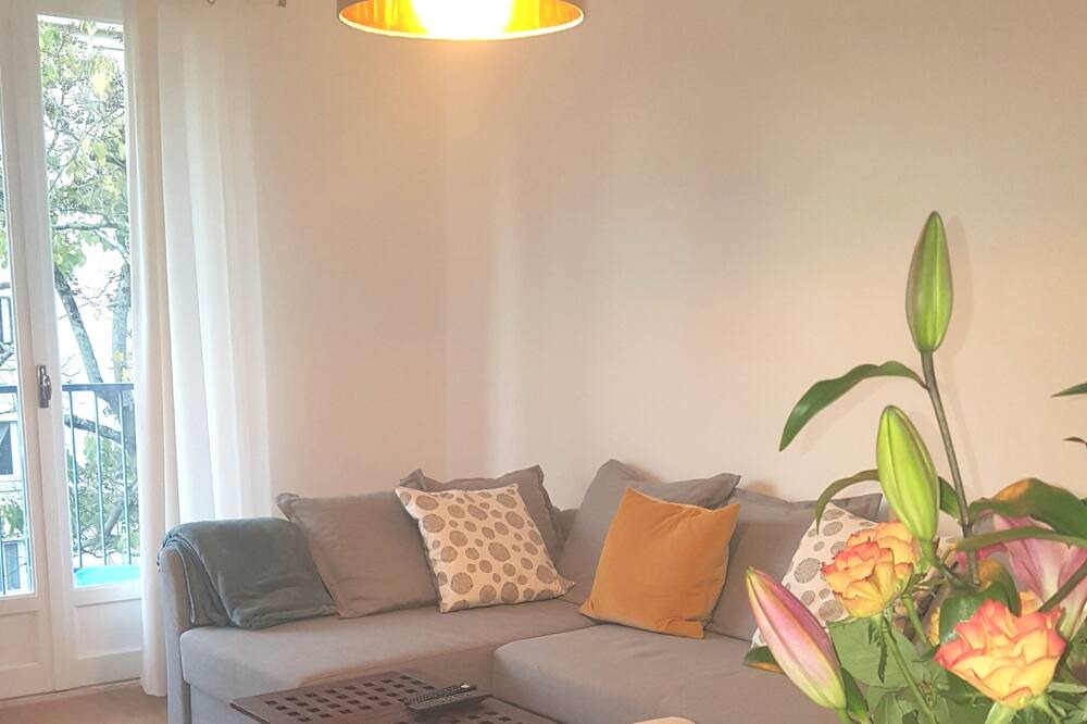Photo of Livingroom in Boulevard des Poilus