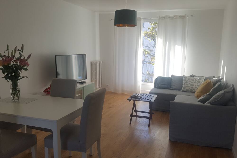 Photo of Livingroom in Boulevard des Poilus