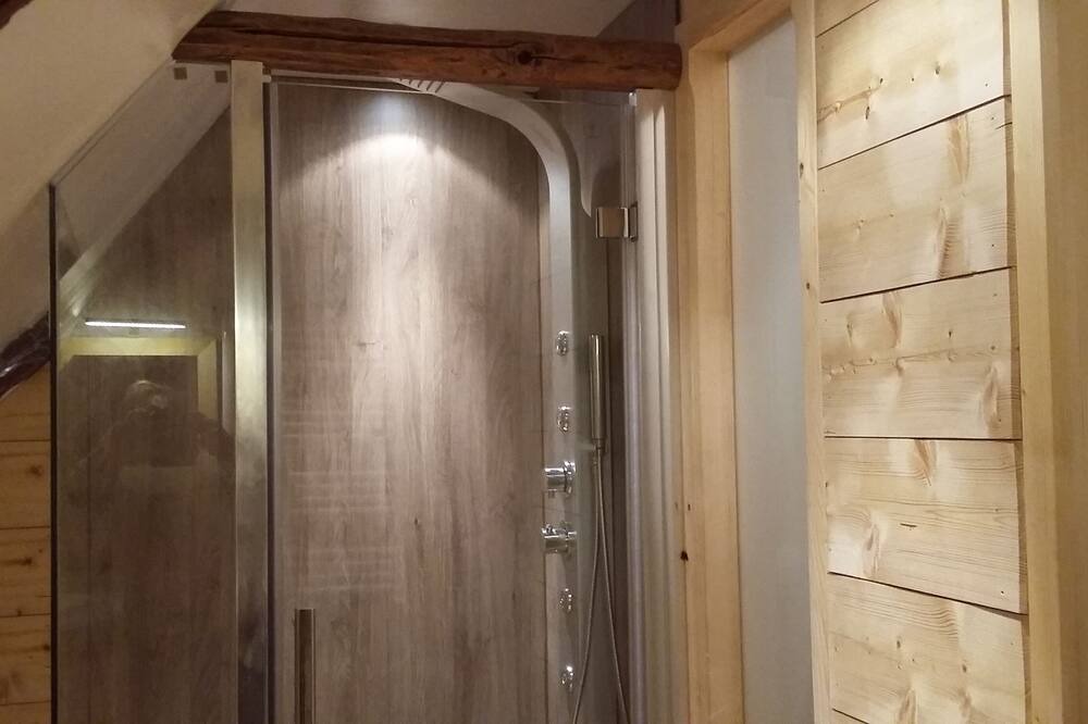 Photo of Bathroom in Saint-Pastous