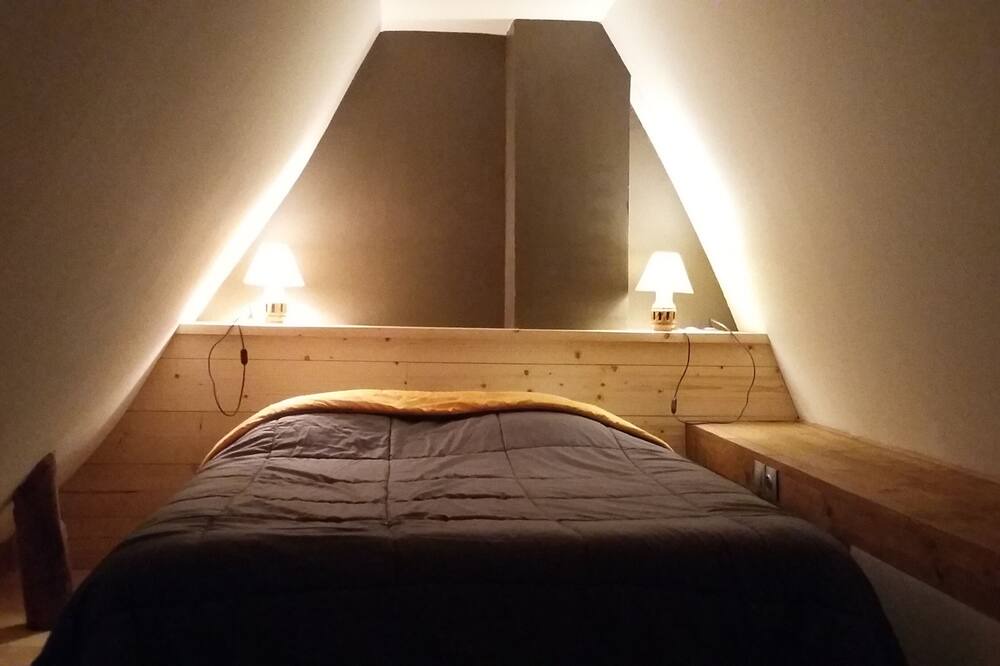 Photo of Bedroom in Saint-Pastous