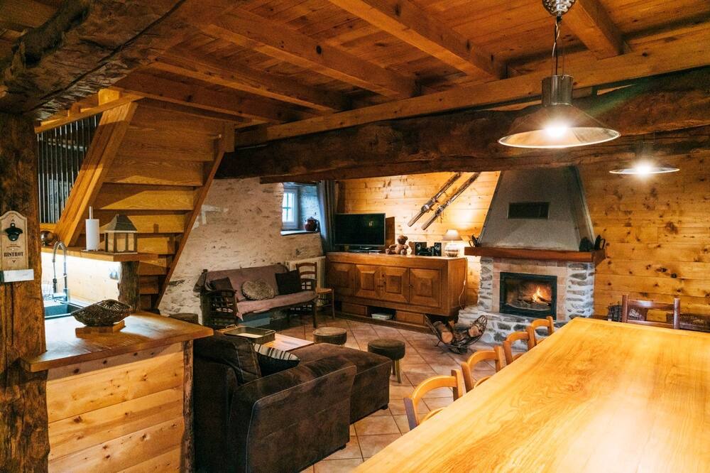 Photo of Livingroom in Saint-Pastous