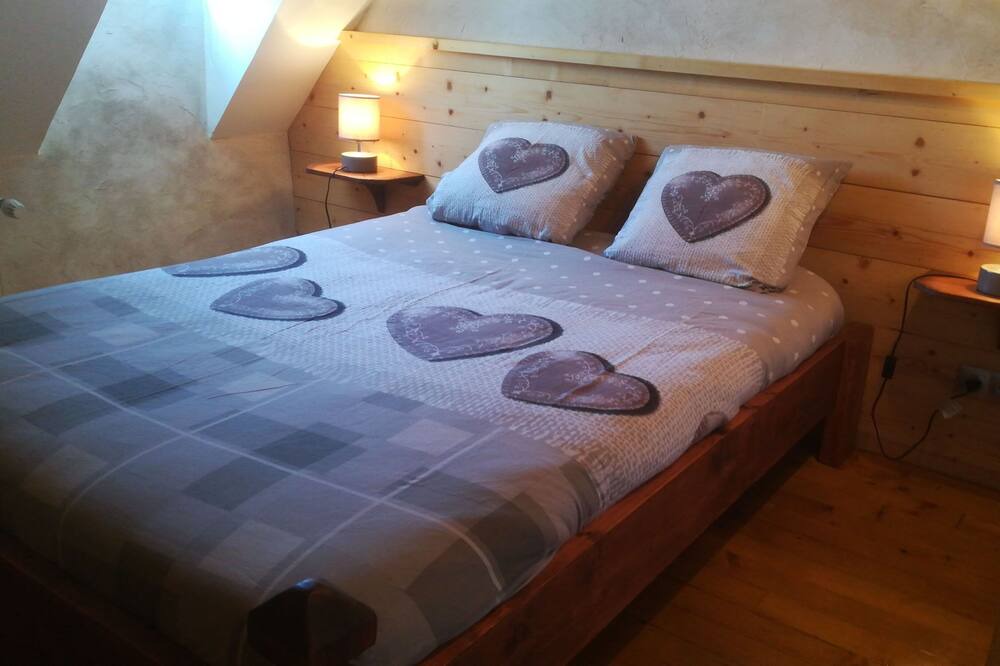 Photo of Bedroom in Saint-Pastous