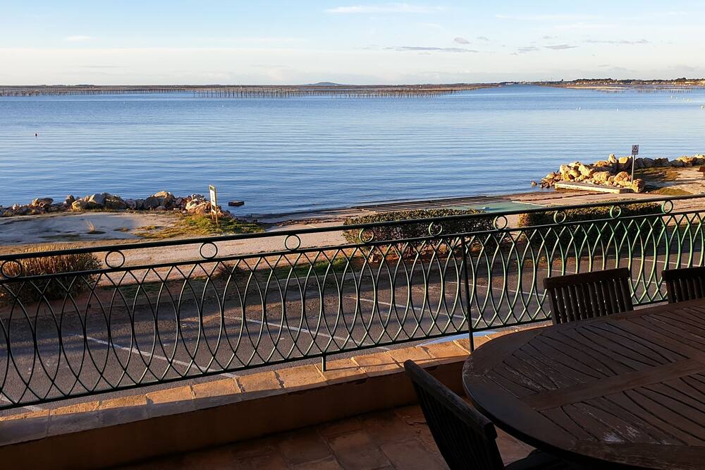 Photo of Patio Balcony in Bouzigues
