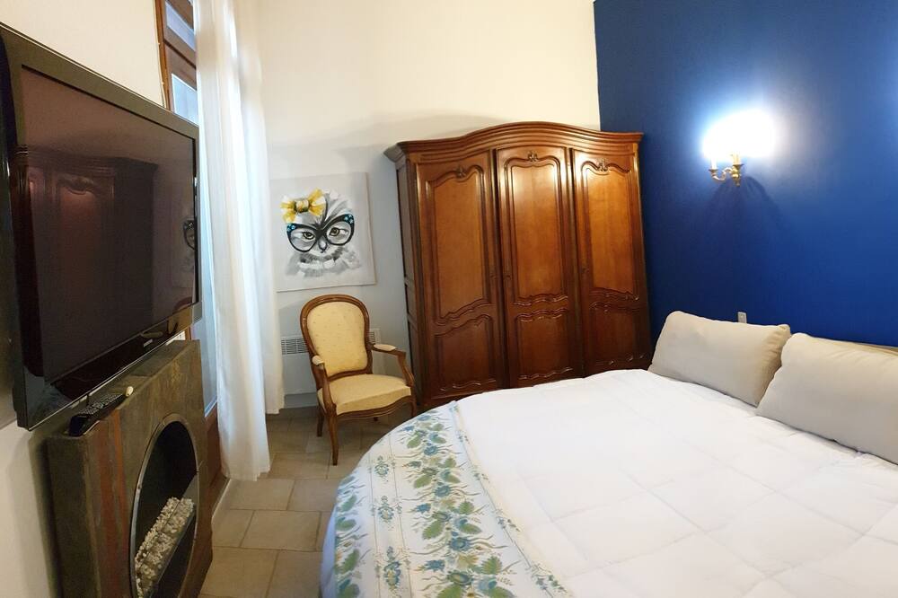 Photo of Bedroom in Bouzigues