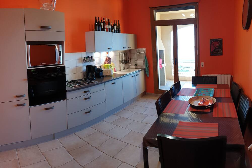 Photo of Kitchen in Bouzigues