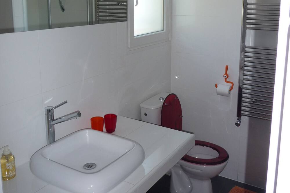 Photo of Bathroom in Saint-Gely-du-Fesc