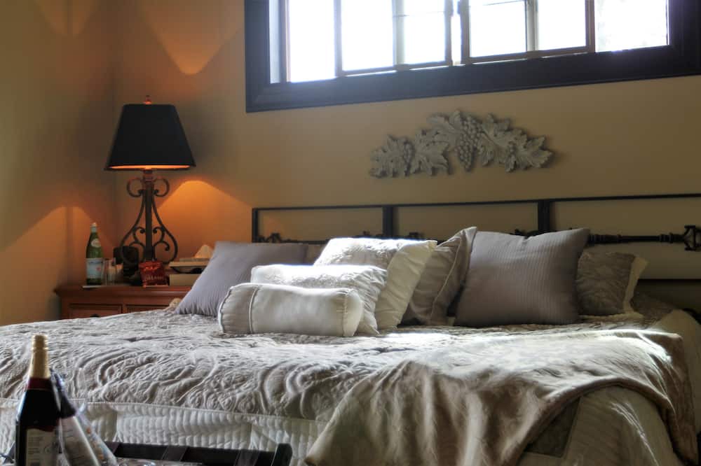 Photo of Others in McKenna