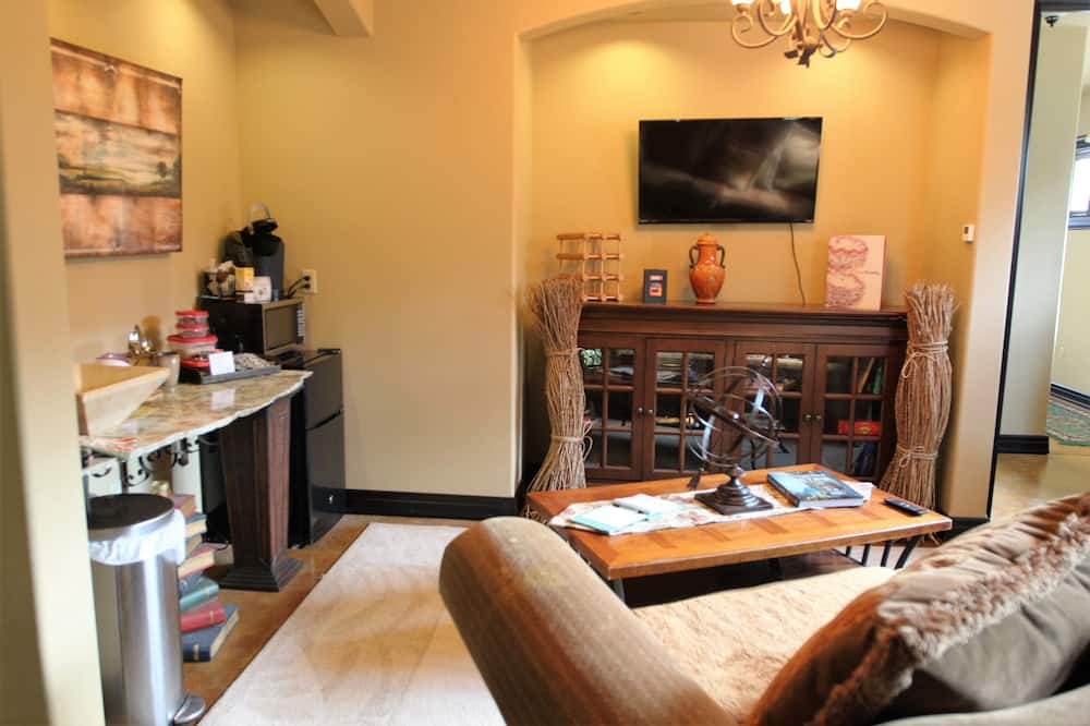 Photo of Others in McKenna