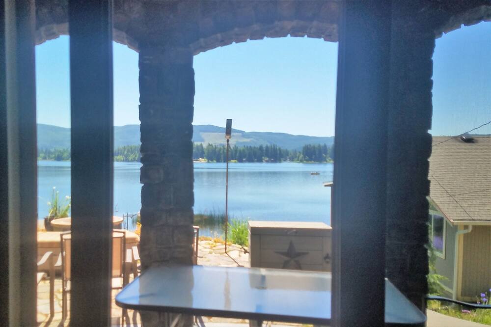 Photo of Others in McKenna