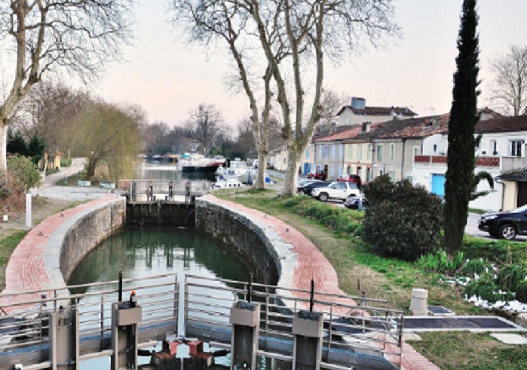 Photo of Others in Saint-Michel-de-Lanes
