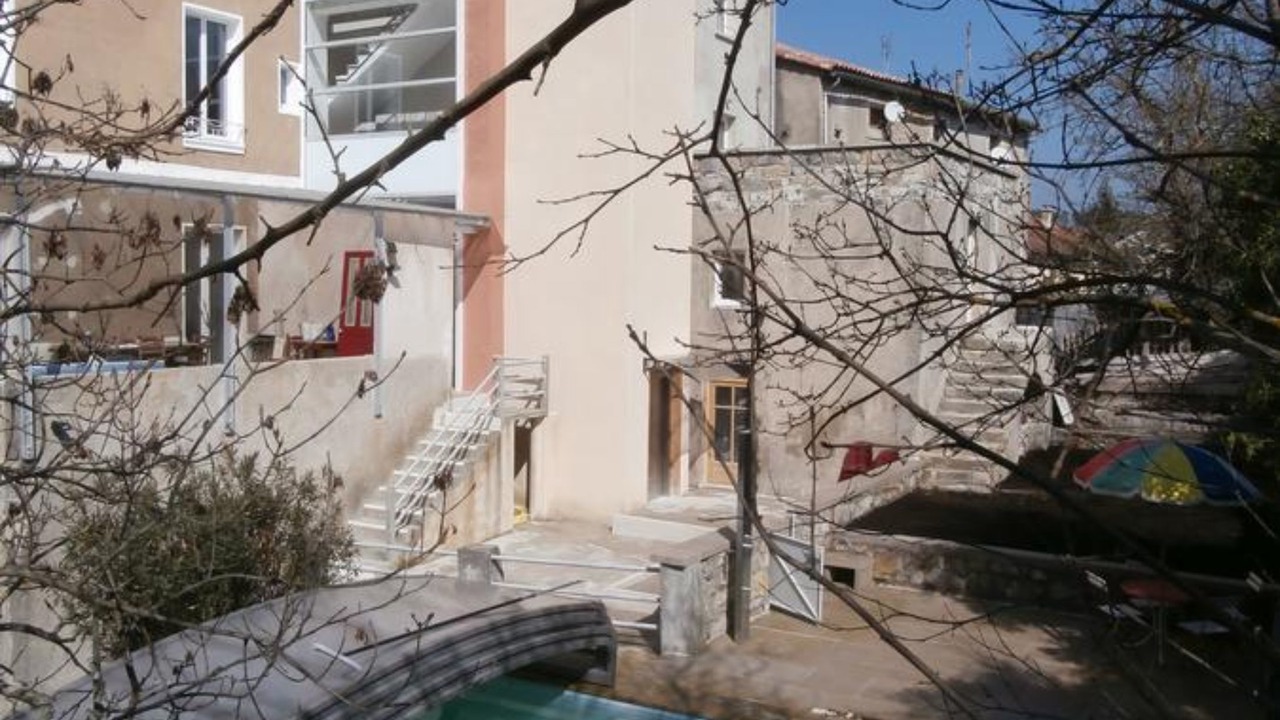 Photo of Outdoor in Saint-Paul-le-Jeune
