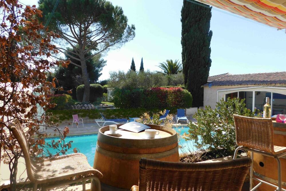 Photo of Outdoor in Villetelle