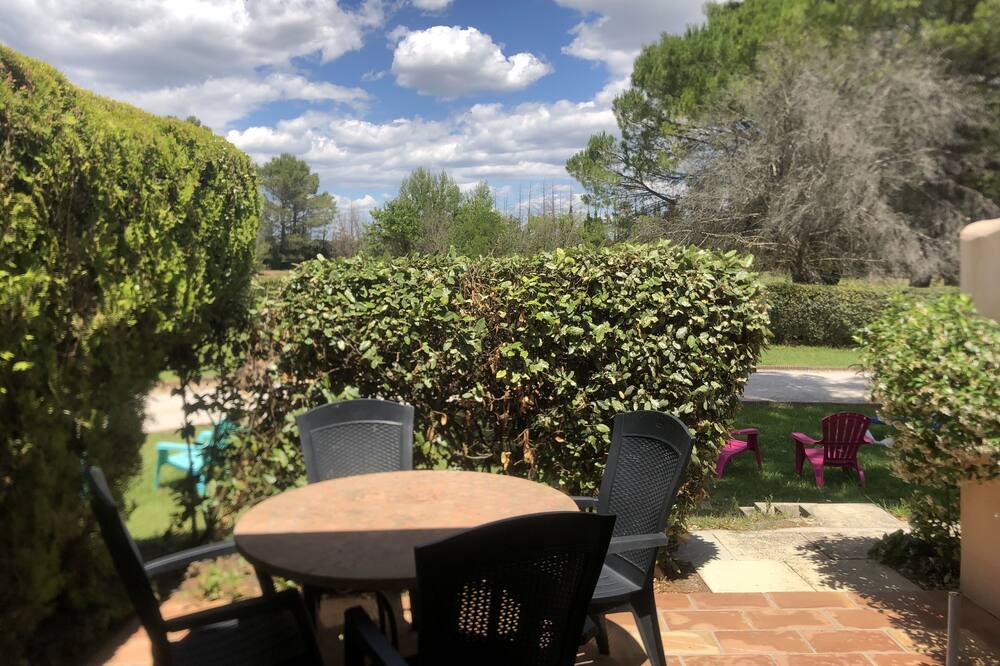 Photo of Patio Balcony in Villetelle