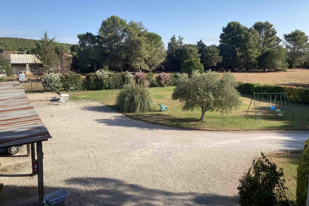 Photo of Outdoor in Villetelle