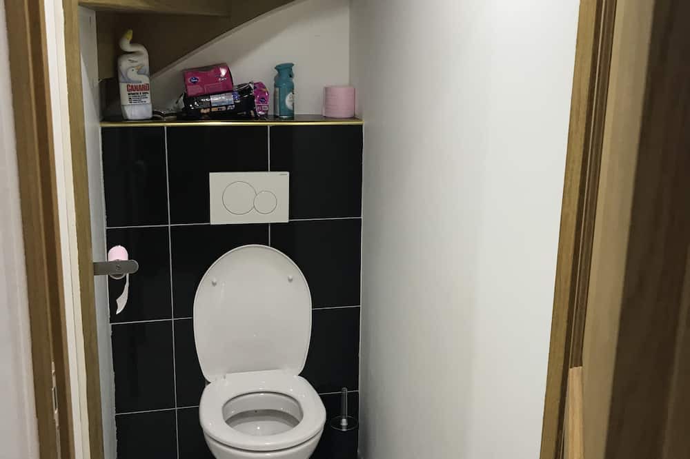 Photo of Bathroom in Carrieres-sous-Poissy