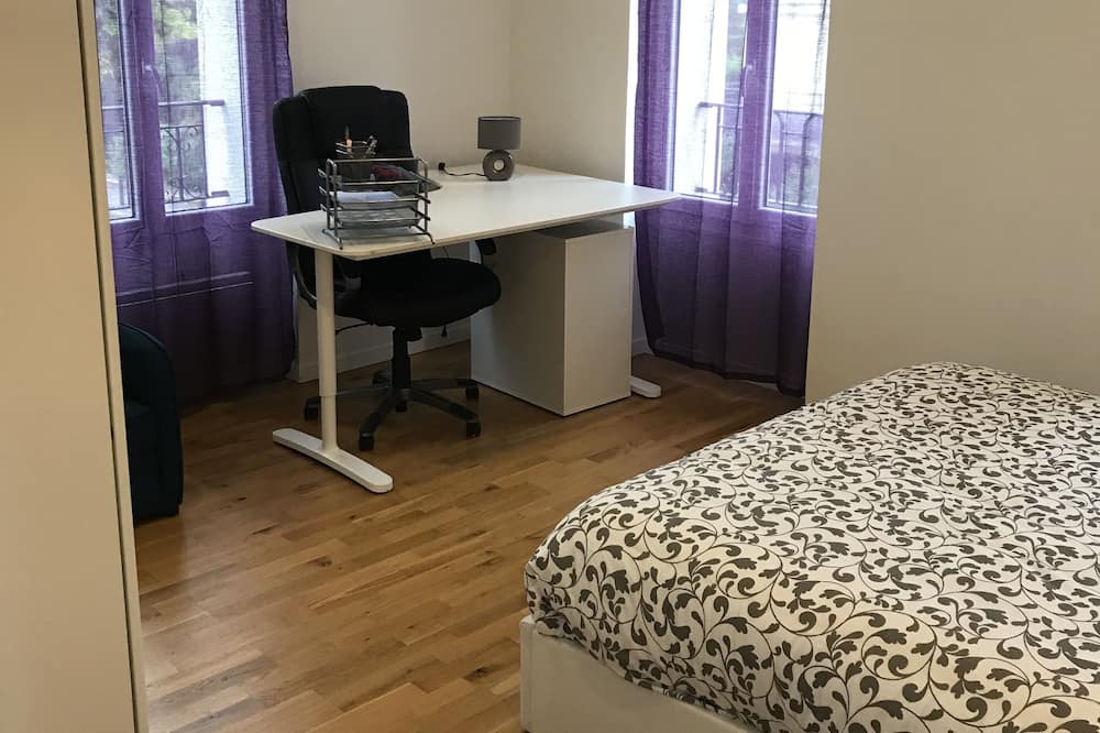 Photo of Bedroom in Carrieres-sous-Poissy